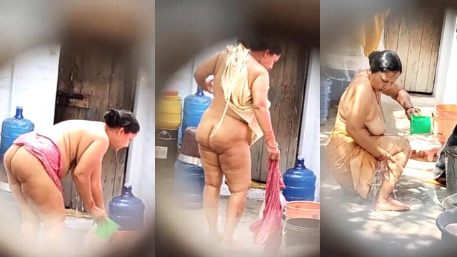 Desi Bhabhi Bathing Secretly Captured Nude By Neighbour Viral Leak