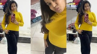 Sexy Indian Wife Showing Pussy Fingering Latest Clips