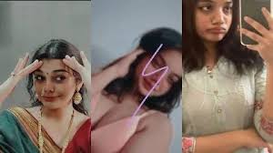 Tamil Girl Showing And Giving Sensual Blowjob – desibp1