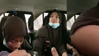 Chubby Hijabi Girl Giving Blowjob Dick Fucking Inside Car MMS