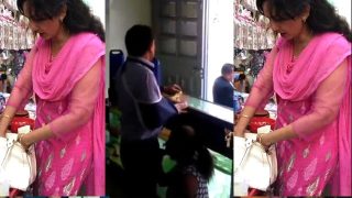 Delhi Horny Wife While Working – Suck Behind Mms